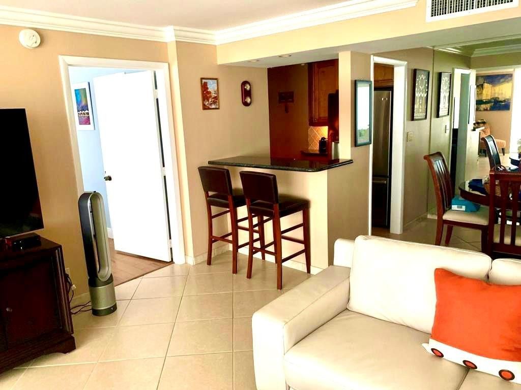 1 Las Olas Circle, Unit 1415, Fort Lauderdale, FL 33316 Photo