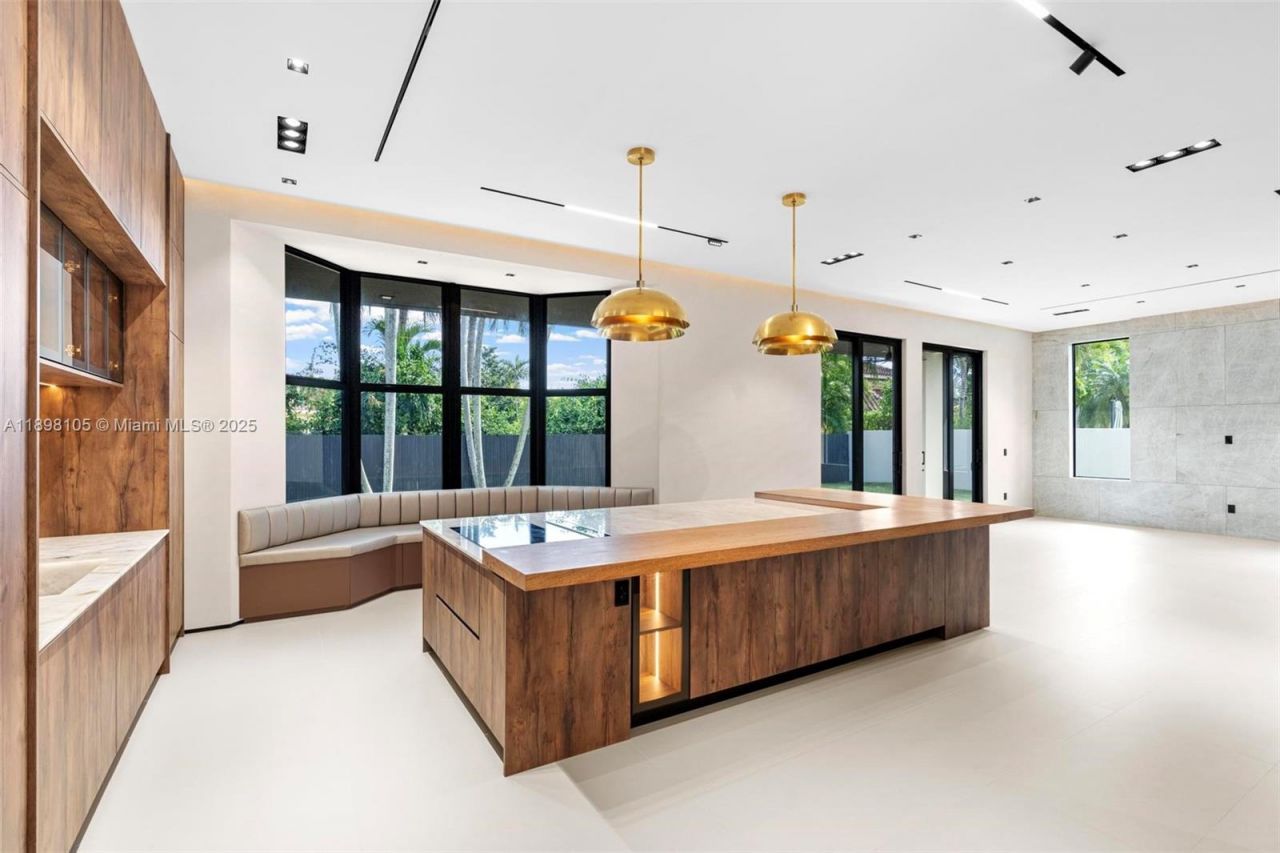 7755 SW 85th Ct, Miami, FL 33143 Photo