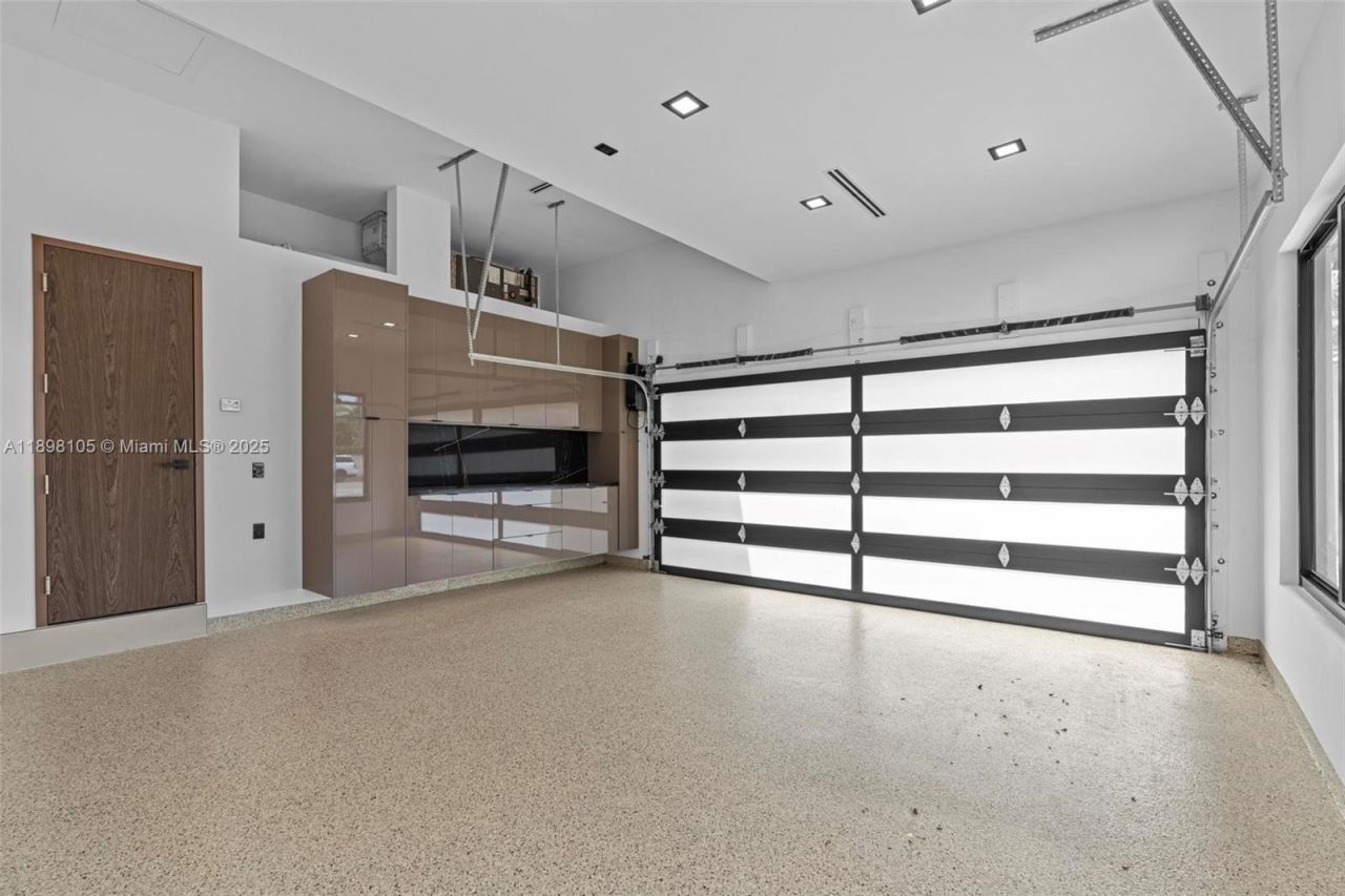 7755 SW 85th Ct, Miami, FL 33143 Photo