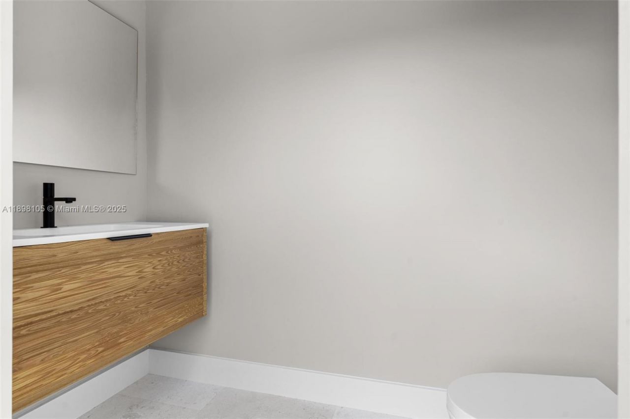 7755 SW 85th Ct, Miami, FL 33143 Photo