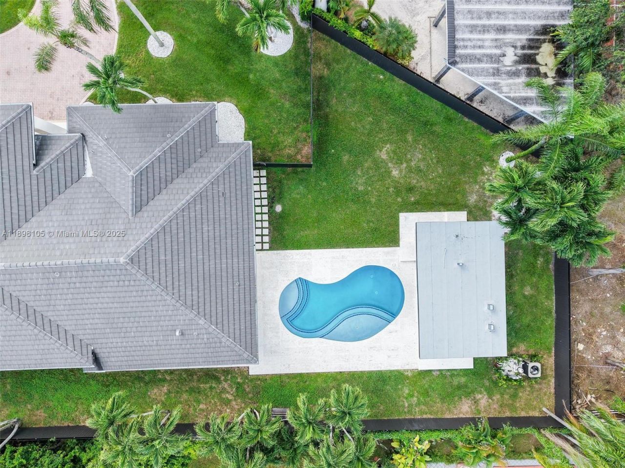 7755 SW 85th Ct, Miami, FL 33143 Photo