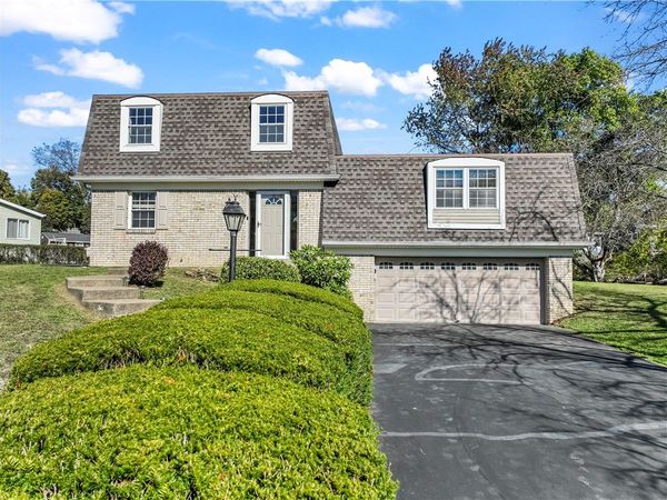 133 Tory Rd., Coraopolis, PA 15108