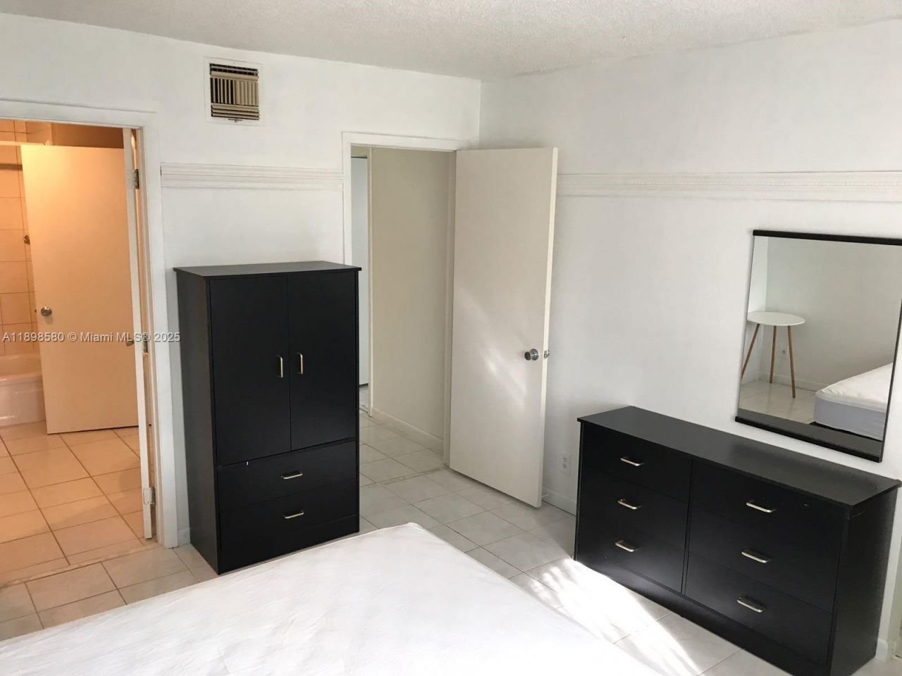 5790 Stirling Rd, Unit 108, Hollywood, FL 33021 Photo