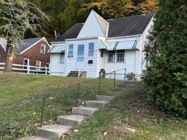 2638 FAIRVIEW AVENUE, READING, PA 19606
