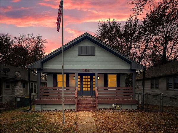 1806 S Evanston Avenue, Independence, MO 64052