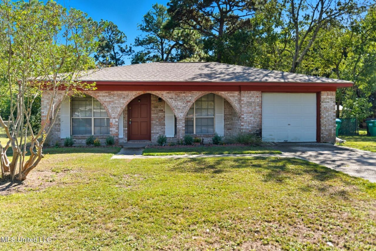2540 Tandy Drive, Gulfport, MS 39503 Main Photo