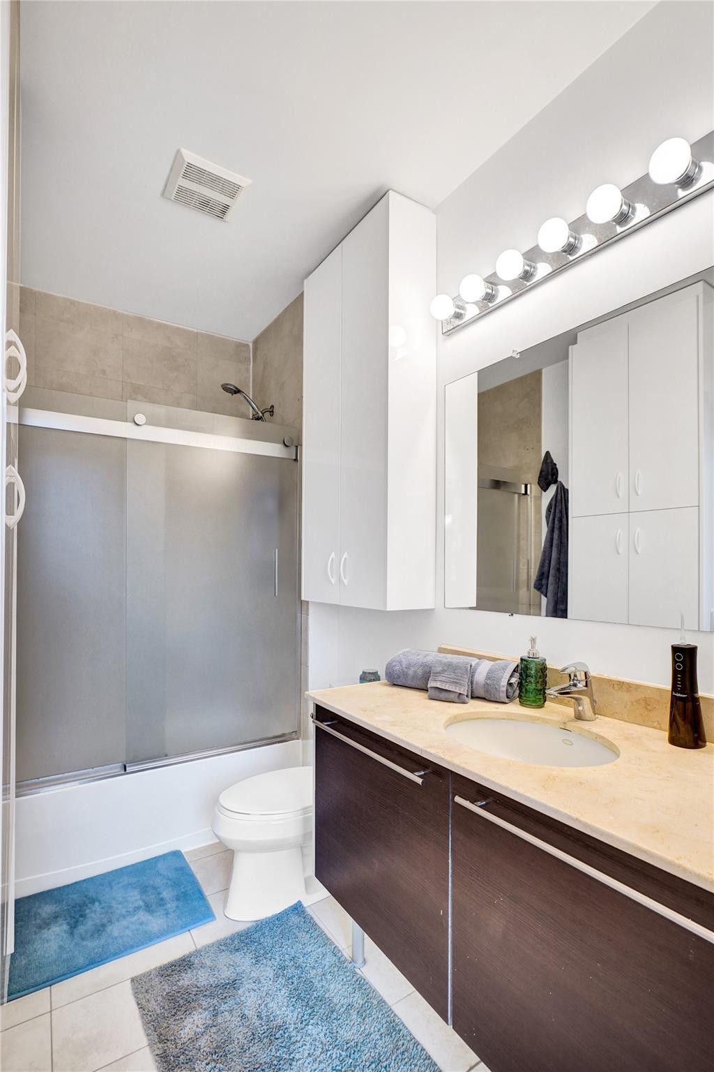 1900 N Bayshore Drive, Unit 715, Miami, FL 33132 Photo