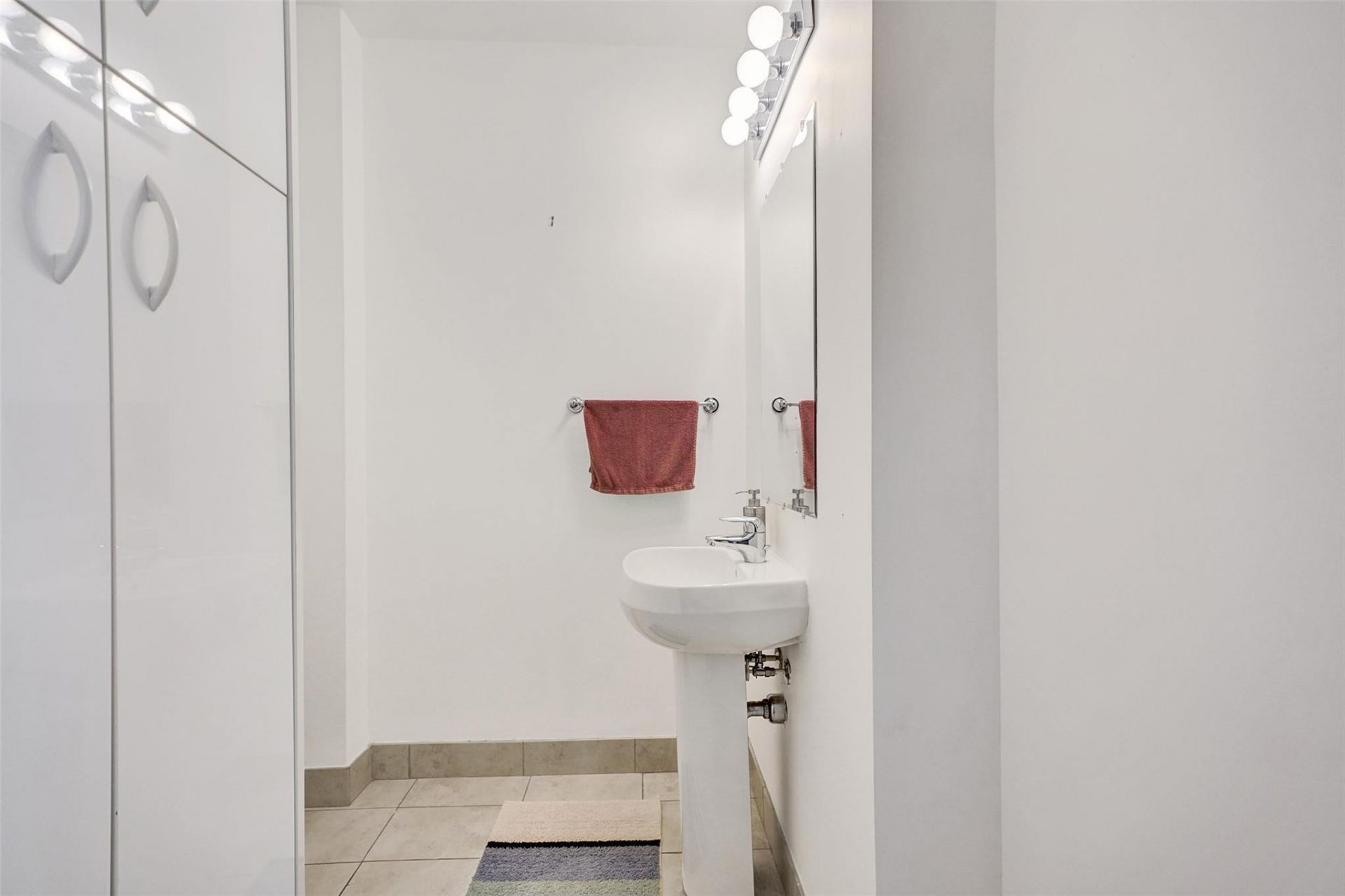 1900 N Bayshore Drive, Unit 715, Miami, FL 33132 Photo