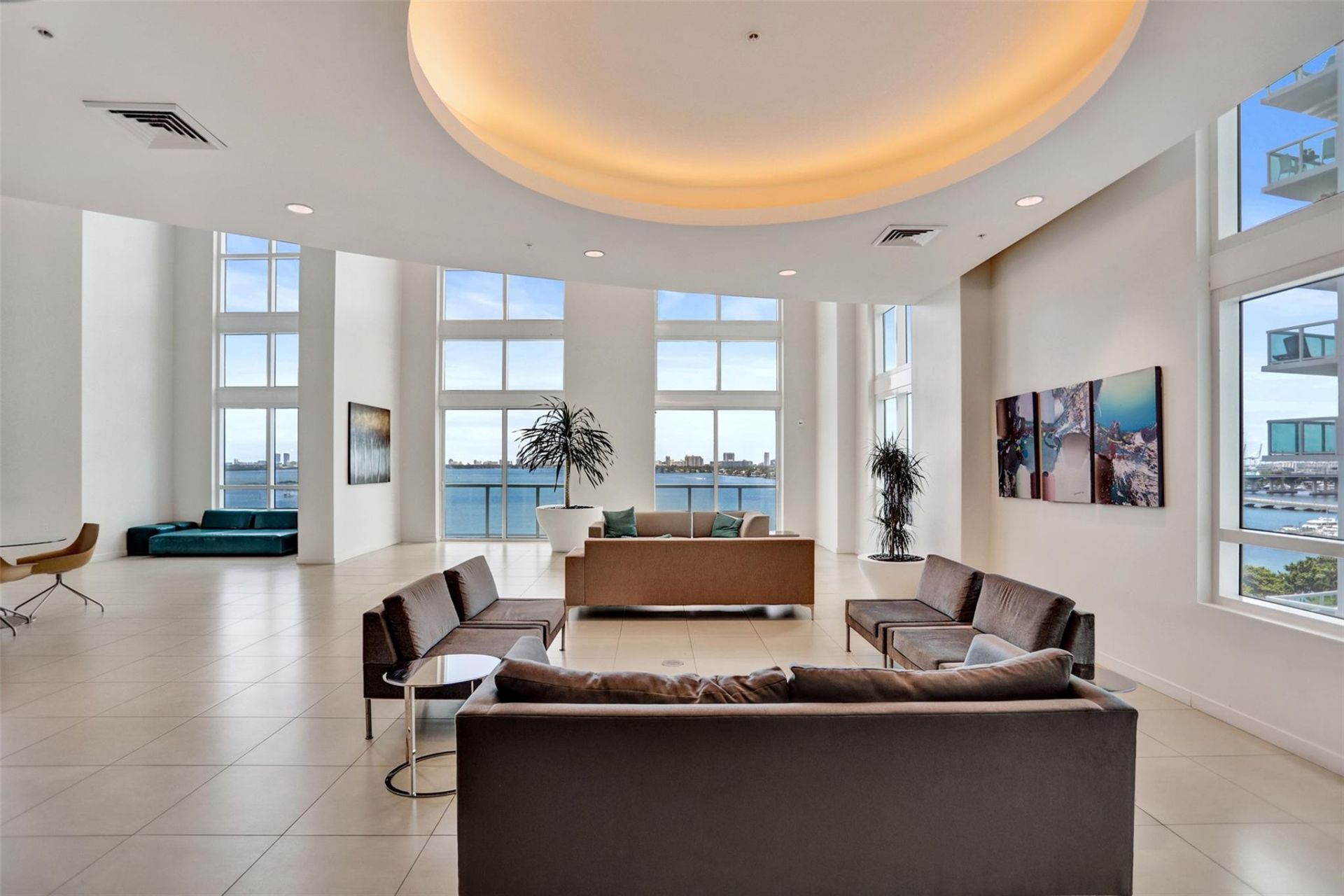 1900 N Bayshore Drive, Unit 715, Miami, FL 33132 Photo