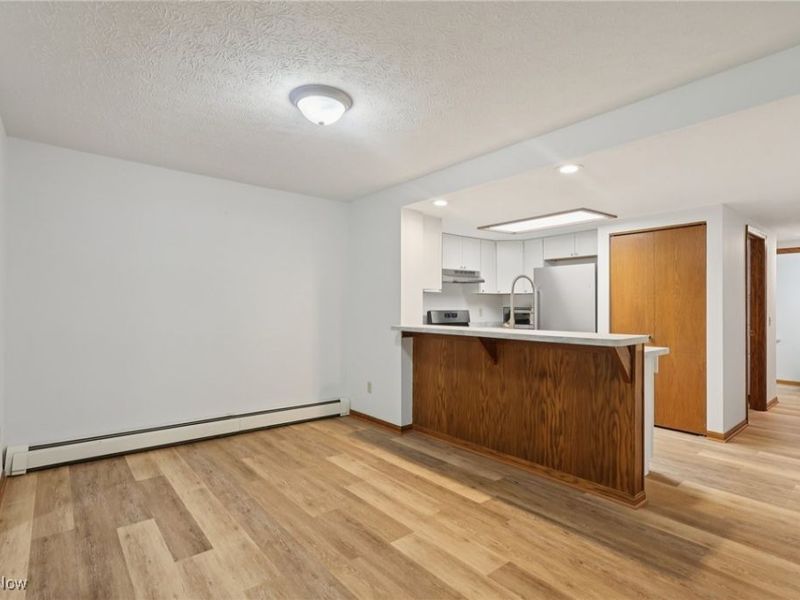 609 Meredith Lane, Cuyahoga Falls, OH 44223 Photo 11