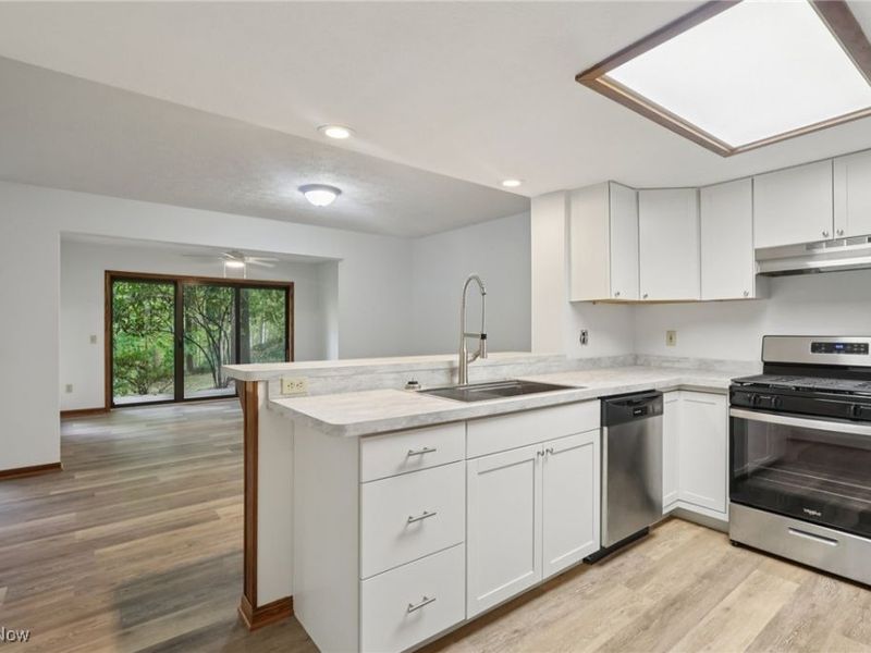 609 Meredith Lane, Cuyahoga Falls, OH 44223 Photo 13