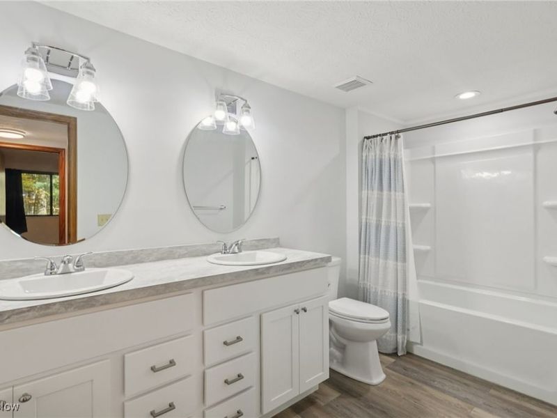 609 Meredith Lane, Cuyahoga Falls, OH 44223 Photo 18