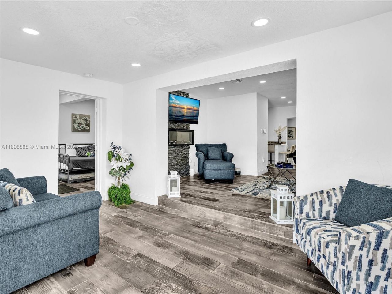 100 NW 8th Ave, Hallandale Beach, FL 33009 Photo