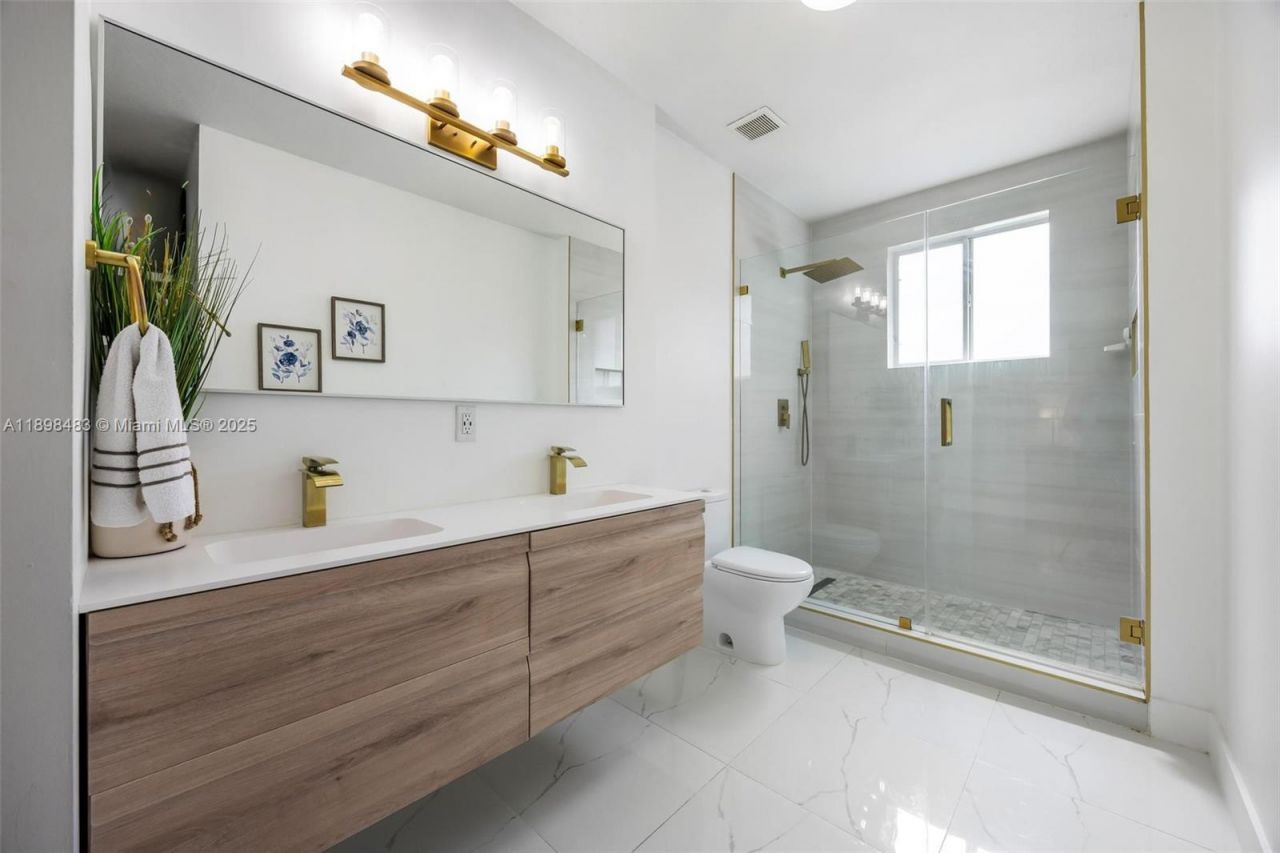 20459 NW 14th Ct, Miami Gardens, FL 33169 Photo