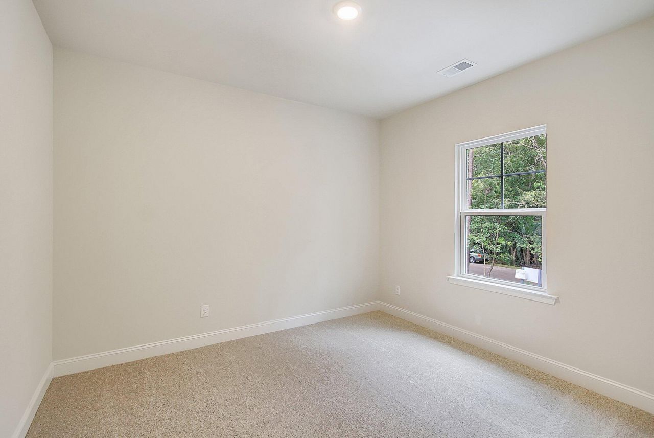 3000 Buggs Lane Photo 33