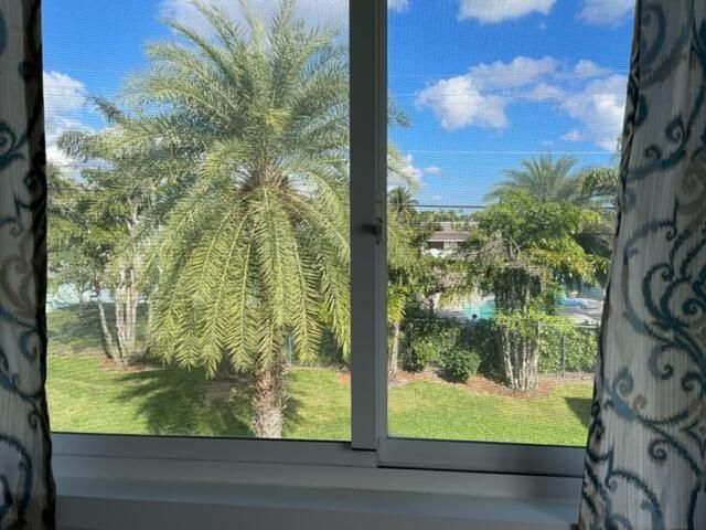 3402 Cynthia Lane, Unit 201, Lake Worth Beach, FL 33461 Photo