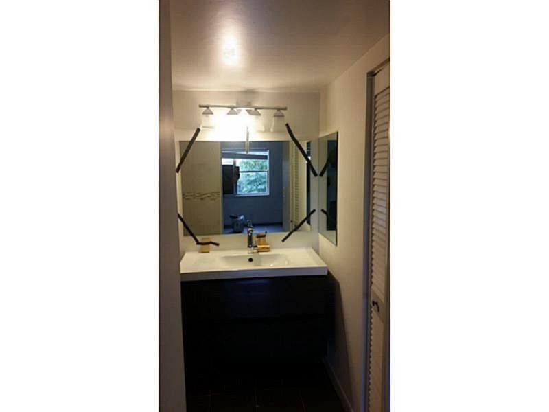 3280 Spanish Moss Terrace, Unit 209, Lauderhill, FL 33319 Photo