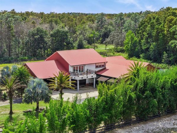 8515 BAY LAKE ROAD, GROVELAND, FL 34736