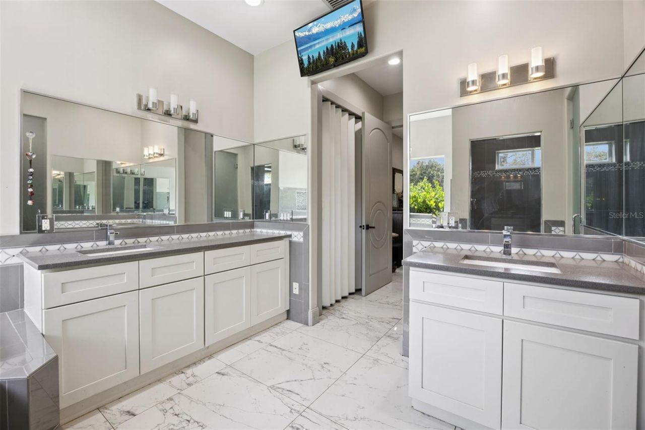 8515 Bay Lake Road, Groveland, FL 34736 Photo