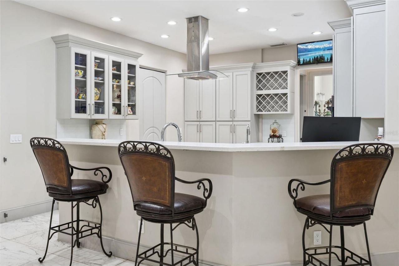 8515 Bay Lake Road, Groveland, FL 34736 Photo