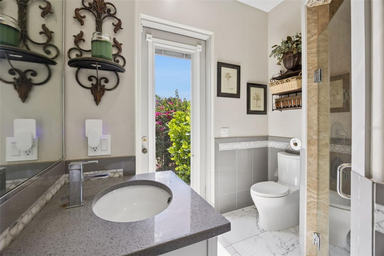 8515 Bay Lake Road, Groveland, FL 34736 Photo