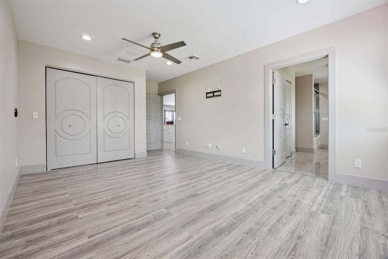 8515 Bay Lake Road, Groveland, FL 34736 Photo