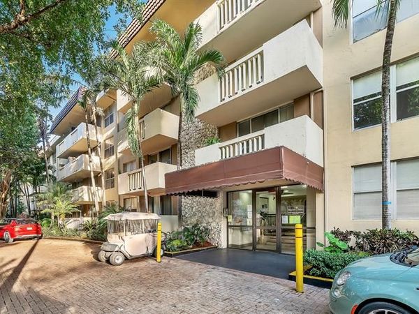 1800 Sans Souci Blvd, Unit 304, North Miami, FL 33181