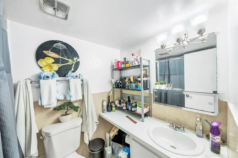 1800 Sans Souci Boulevard, Unit 304, North Miami, FL 33181 Photo