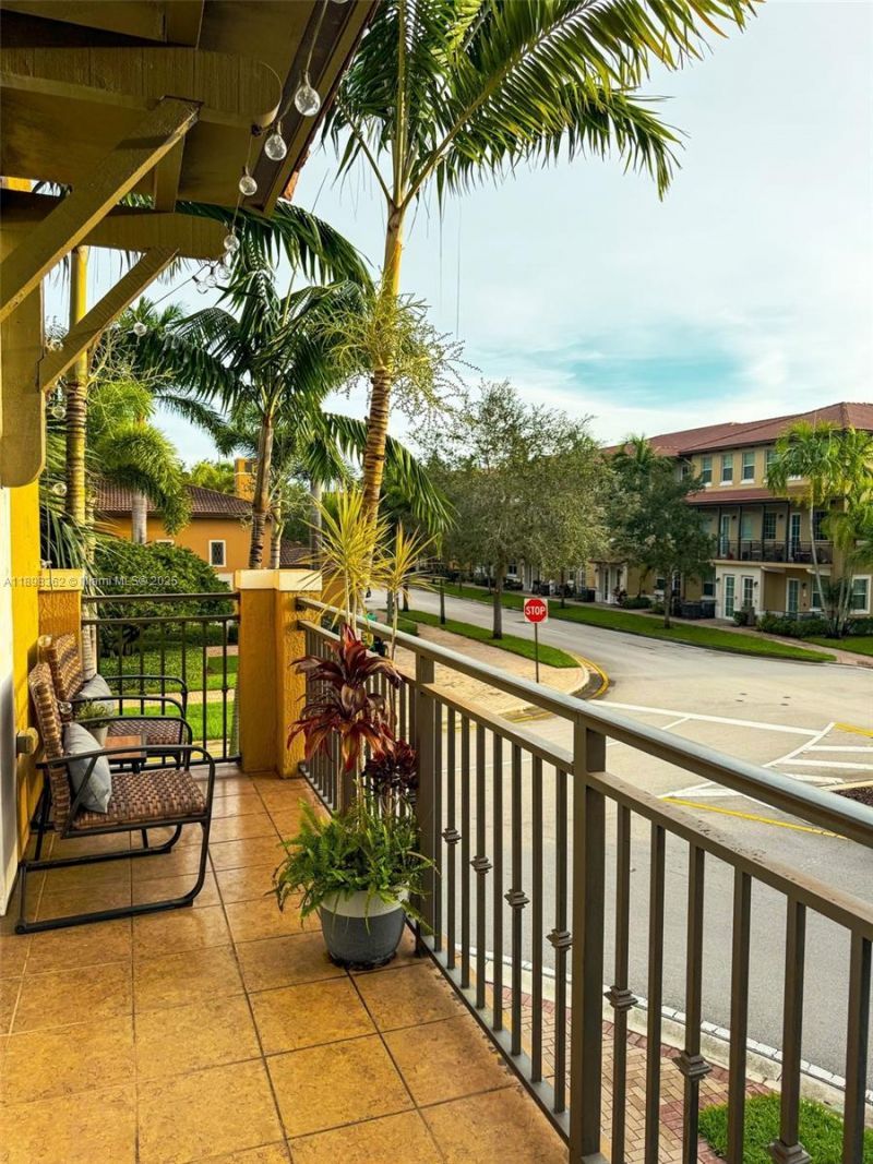 1006 SW 147th Ave, Unit 10601, Pembroke Pines, FL 33027 Photo