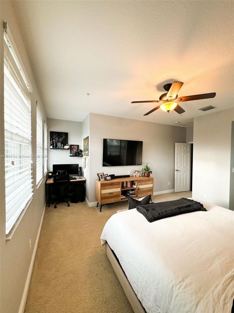 1006 SW 147th Ave, Unit 10601, Pembroke Pines, FL 33027 Photo