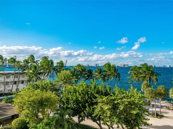 1865 79th St Cswy, Unit 5A, North Bay Village, FL 33141