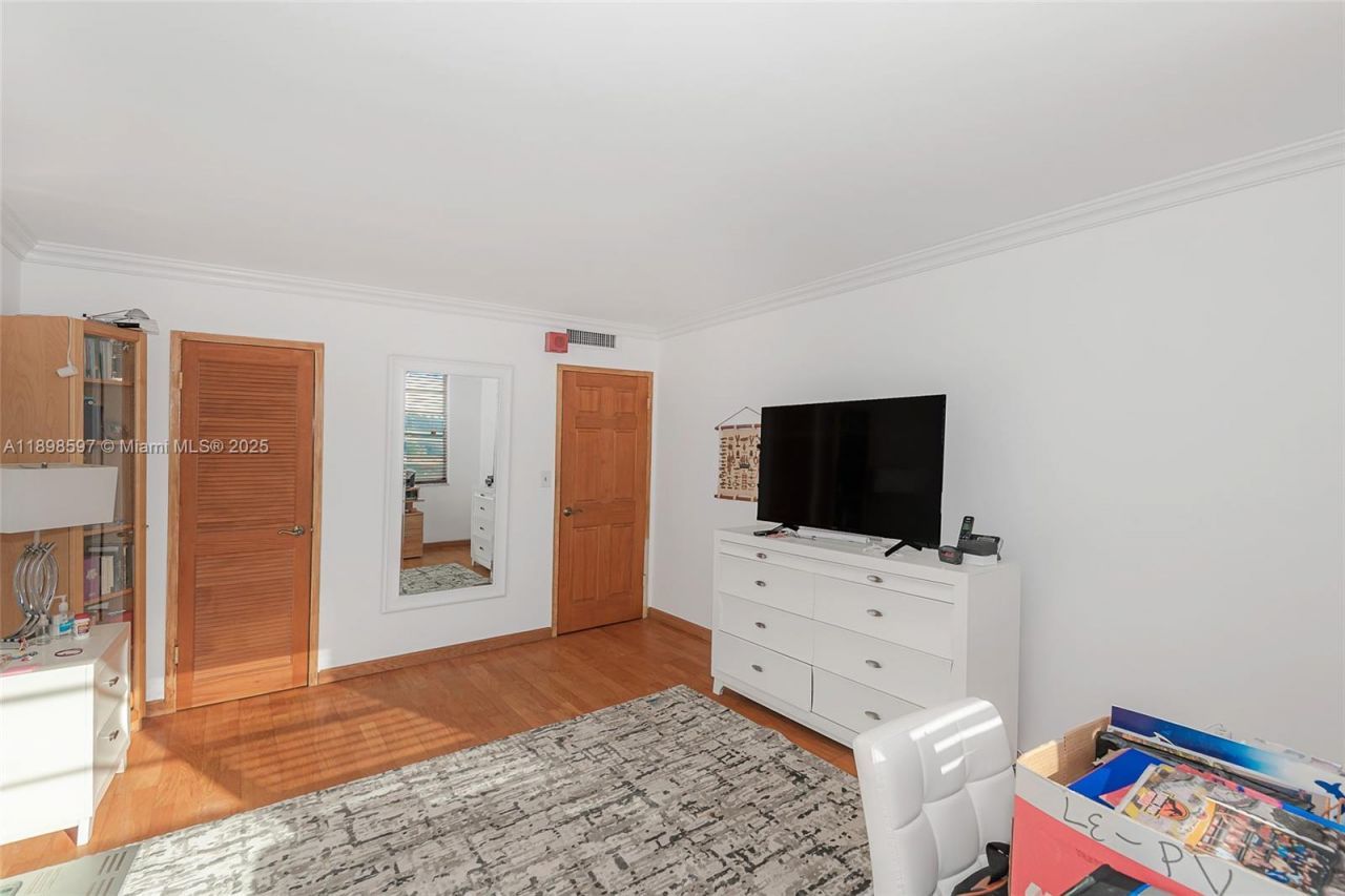 1865 79th St Cswy, Unit 5A, North Bay Village, FL 33141 Photo