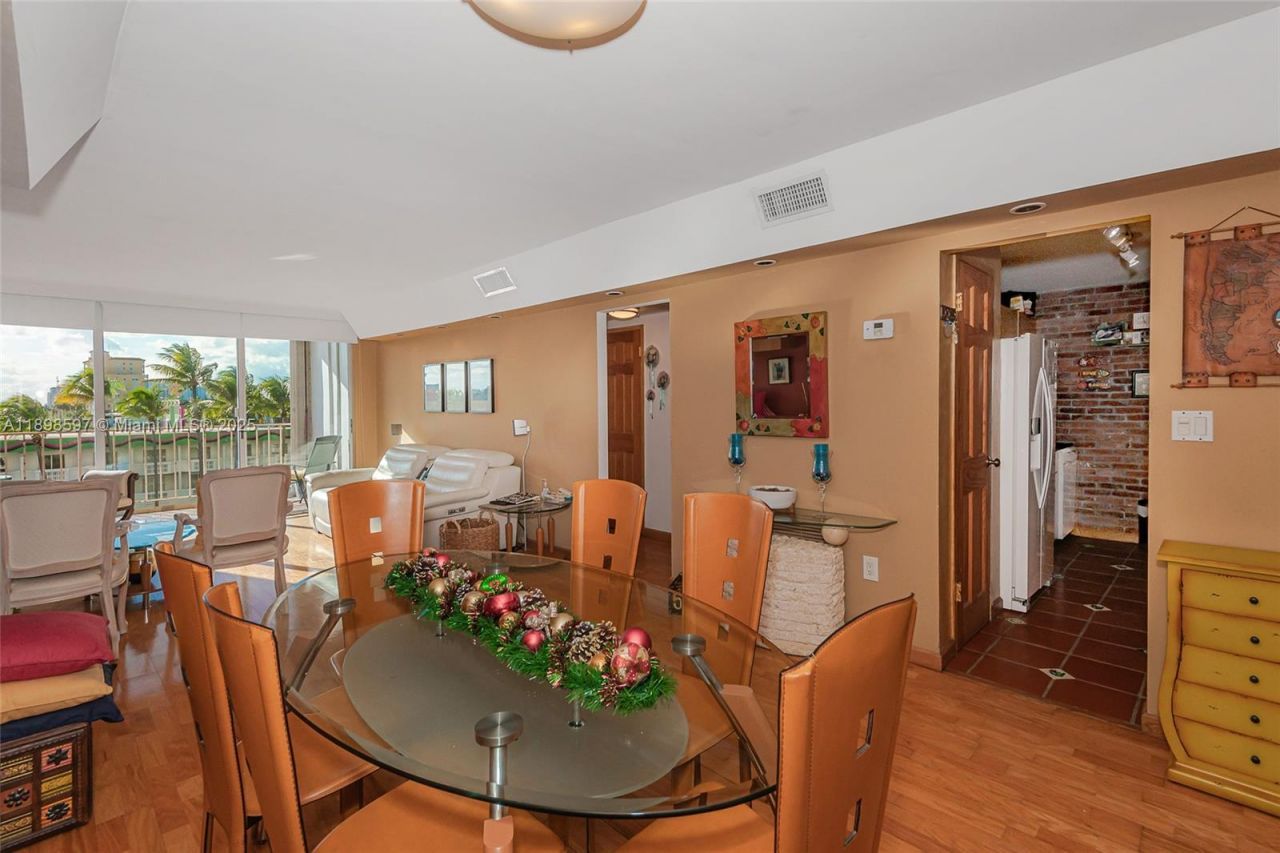 1865 79th St Cswy, Unit 5A, North Bay Village, FL 33141 Photo