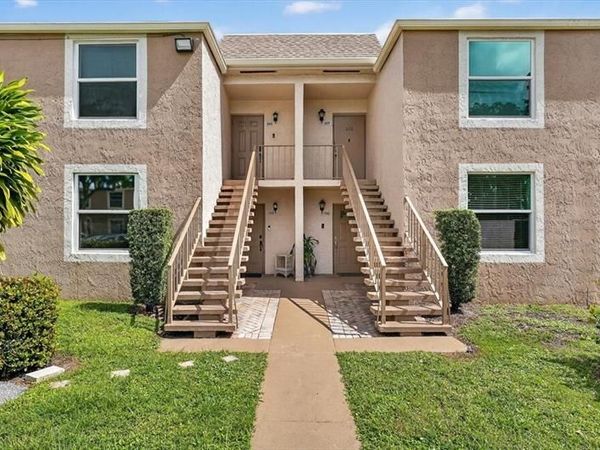 950 NW 80th Ave, Unit 106, Margate, FL 33063