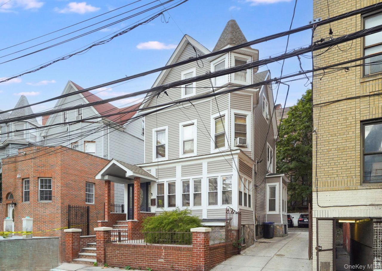 3340 Perry Avenue, Bronx, NY 10467 Main Photo