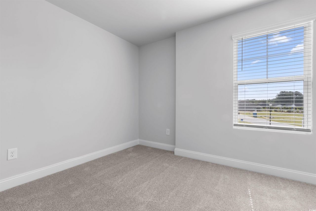 343 Sandridgebury Dr. Photo 33