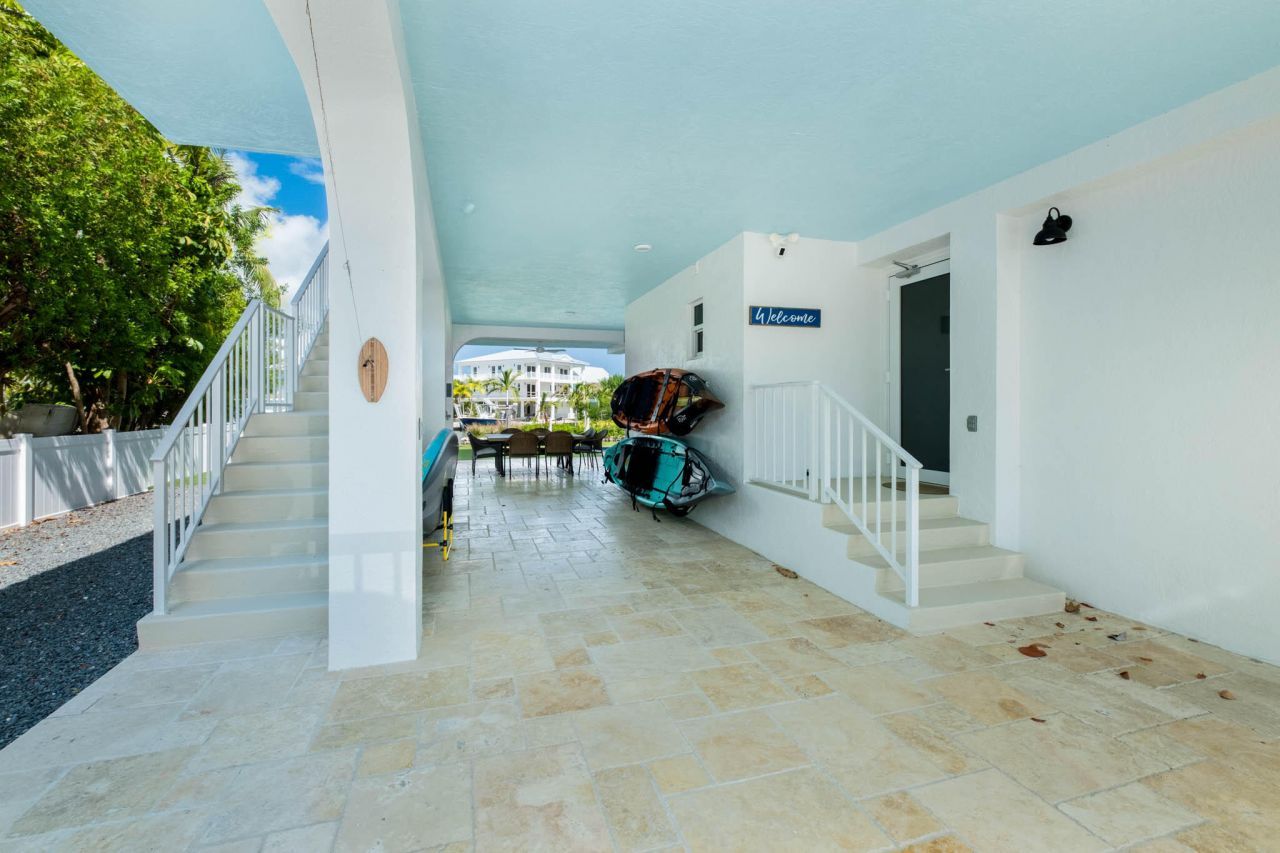 242 Apache Street, Tavernier, FL 33070 Photo