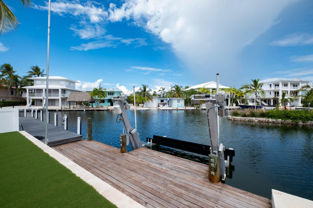 242 Apache Street, Tavernier, FL 33070 Photo