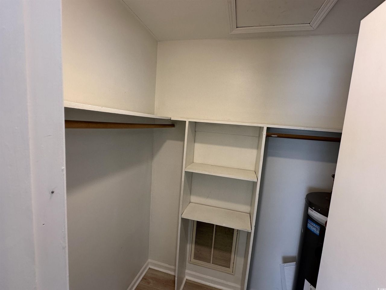 801 Burcale Rd. Photo 17