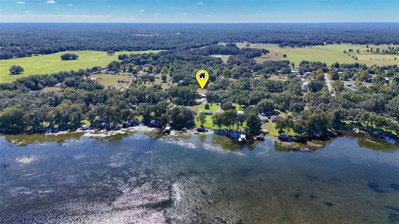 6716 W Riverbend Road, Dunnellon, FL 34433 Photo