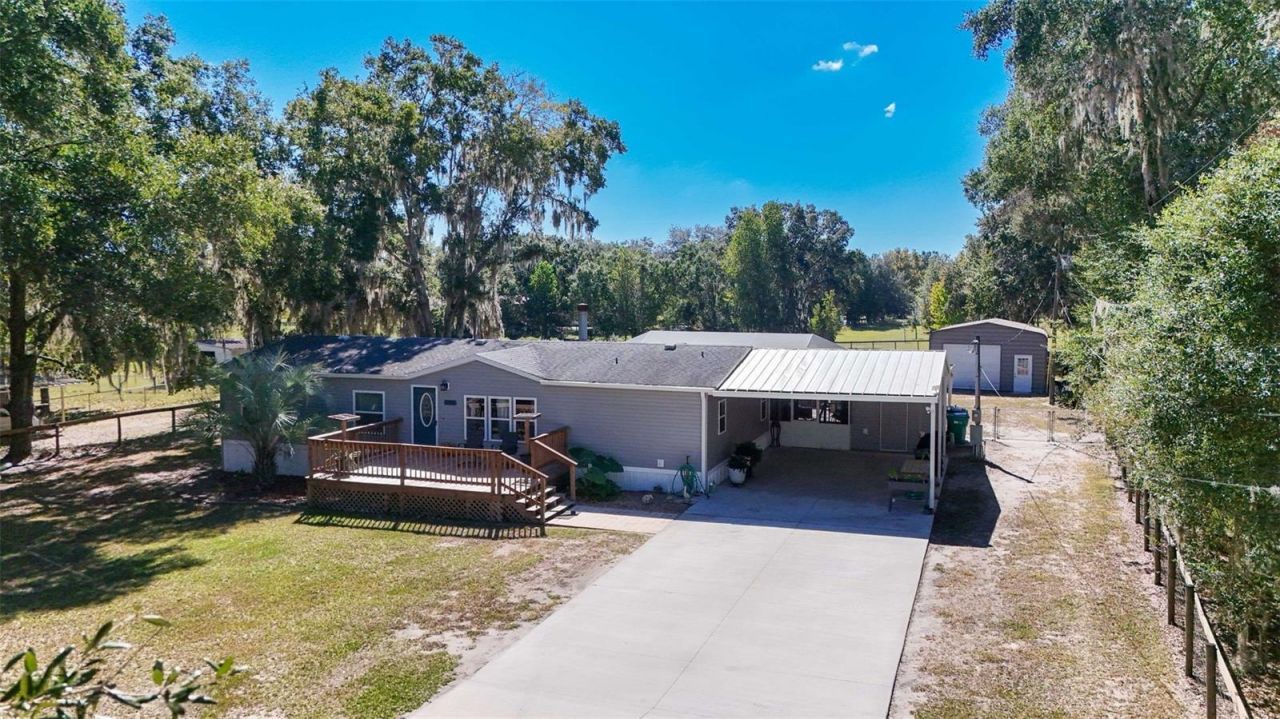 6716 W Riverbend Road, Dunnellon, FL 34433 Photo