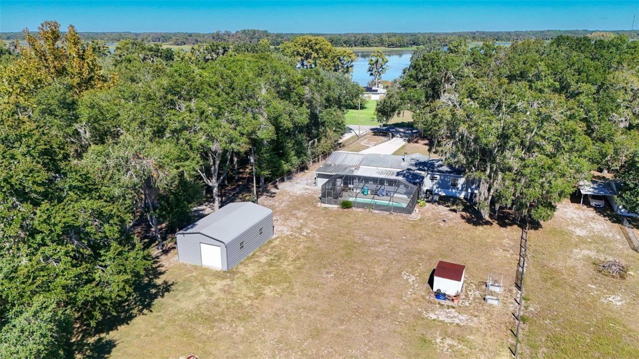 6716 W Riverbend Road, Dunnellon, FL 34433 Photo