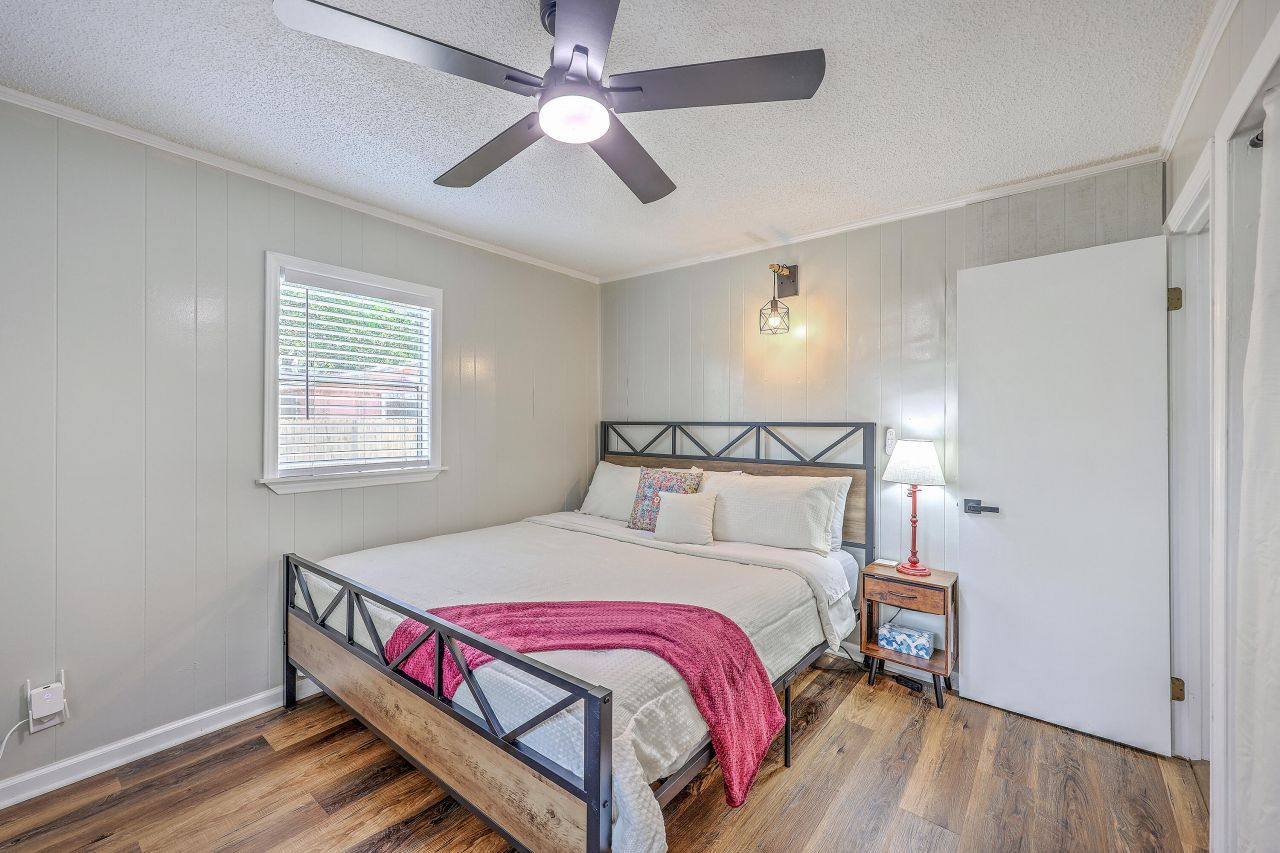 200 Hilltop Drive Photo 29