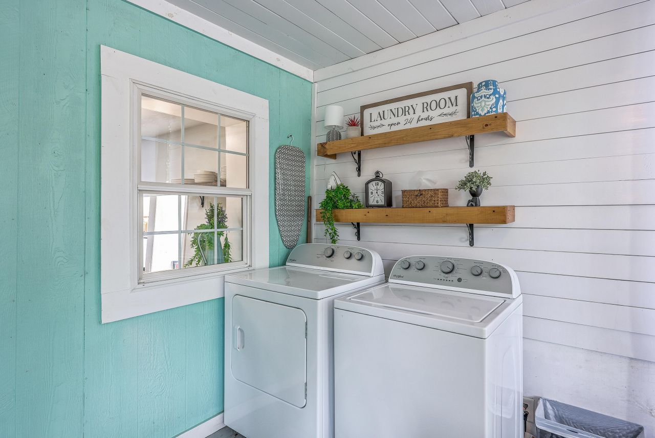 200 Hilltop Drive Photo 32