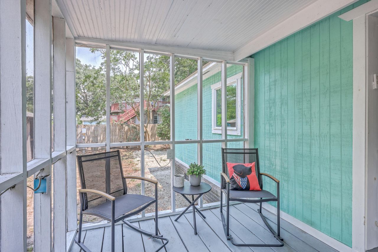 200 Hilltop Drive Photo 34