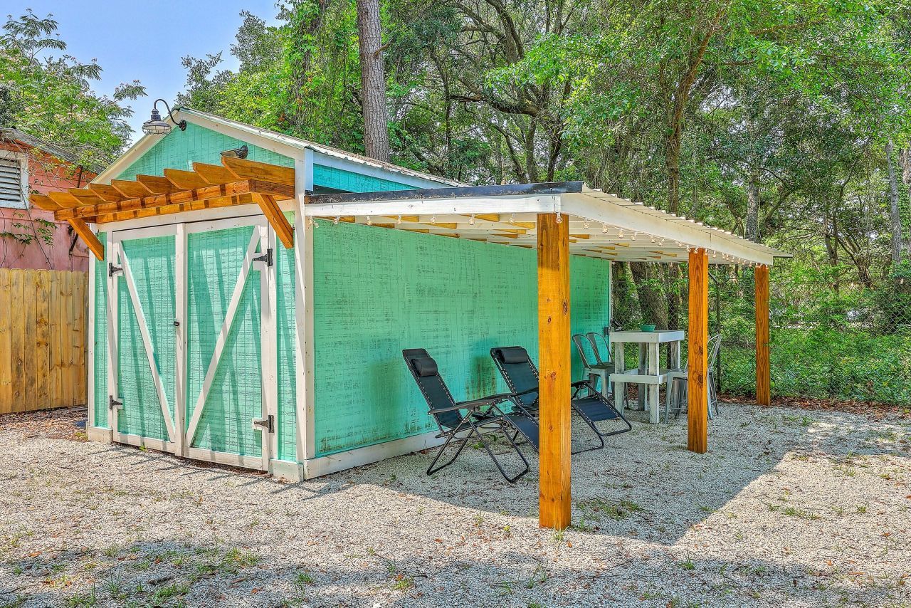 200 Hilltop Drive Photo 40