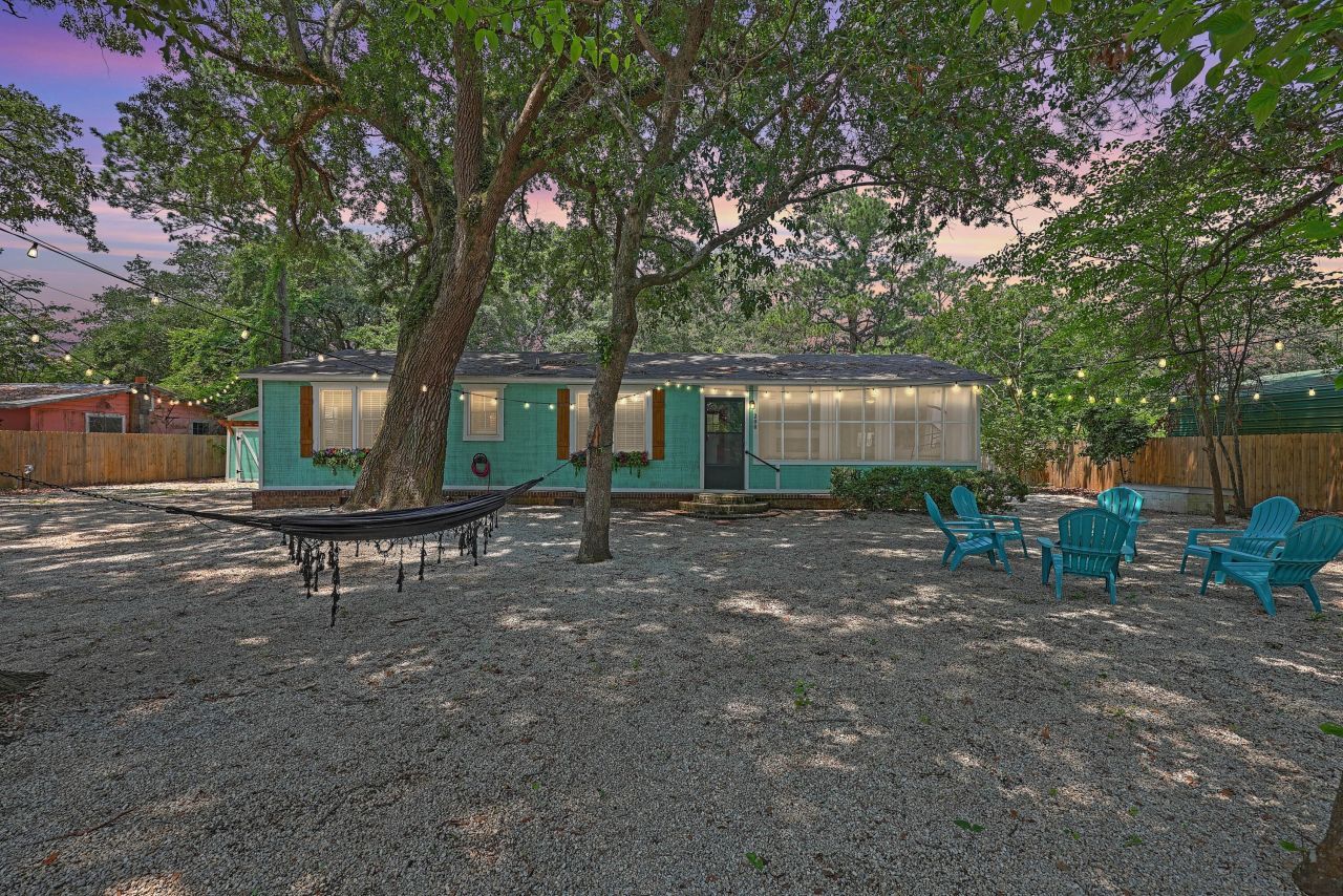 200 Hilltop Drive Photo 49