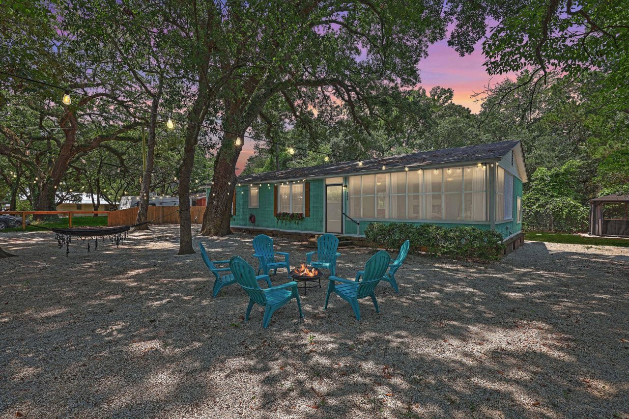 200 Hilltop Drive Photo 50