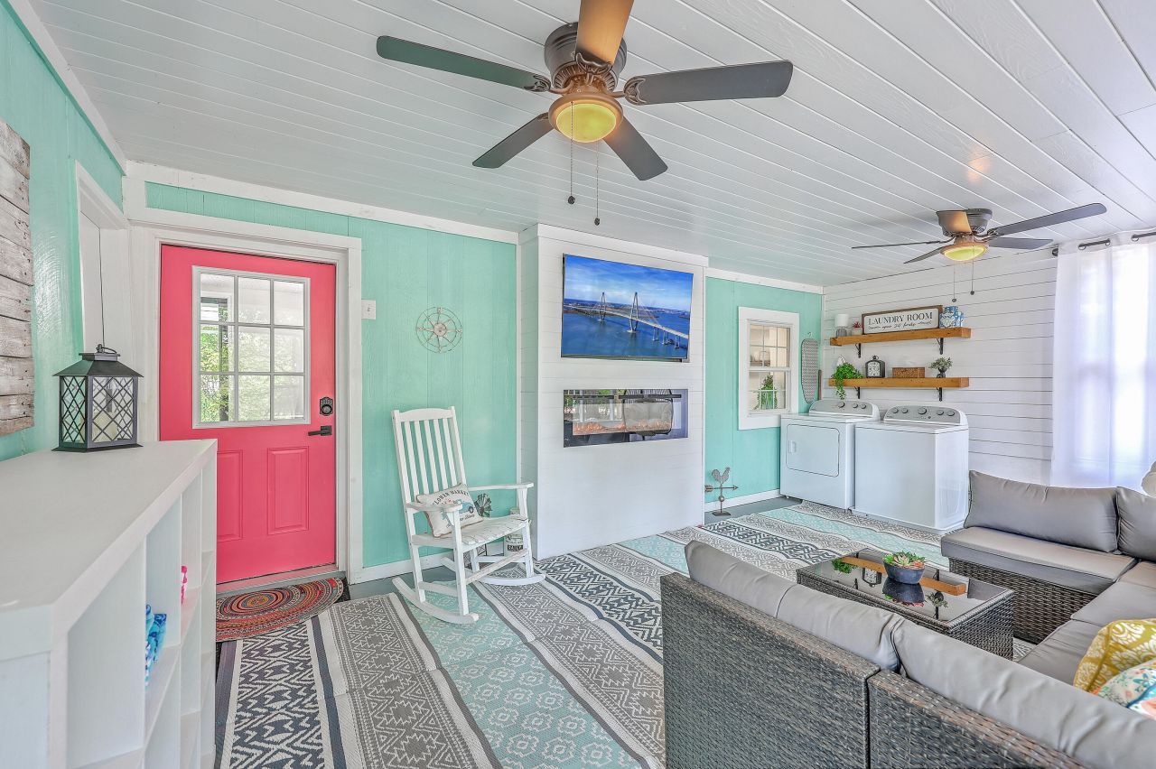 200 Hilltop Drive Photo 8