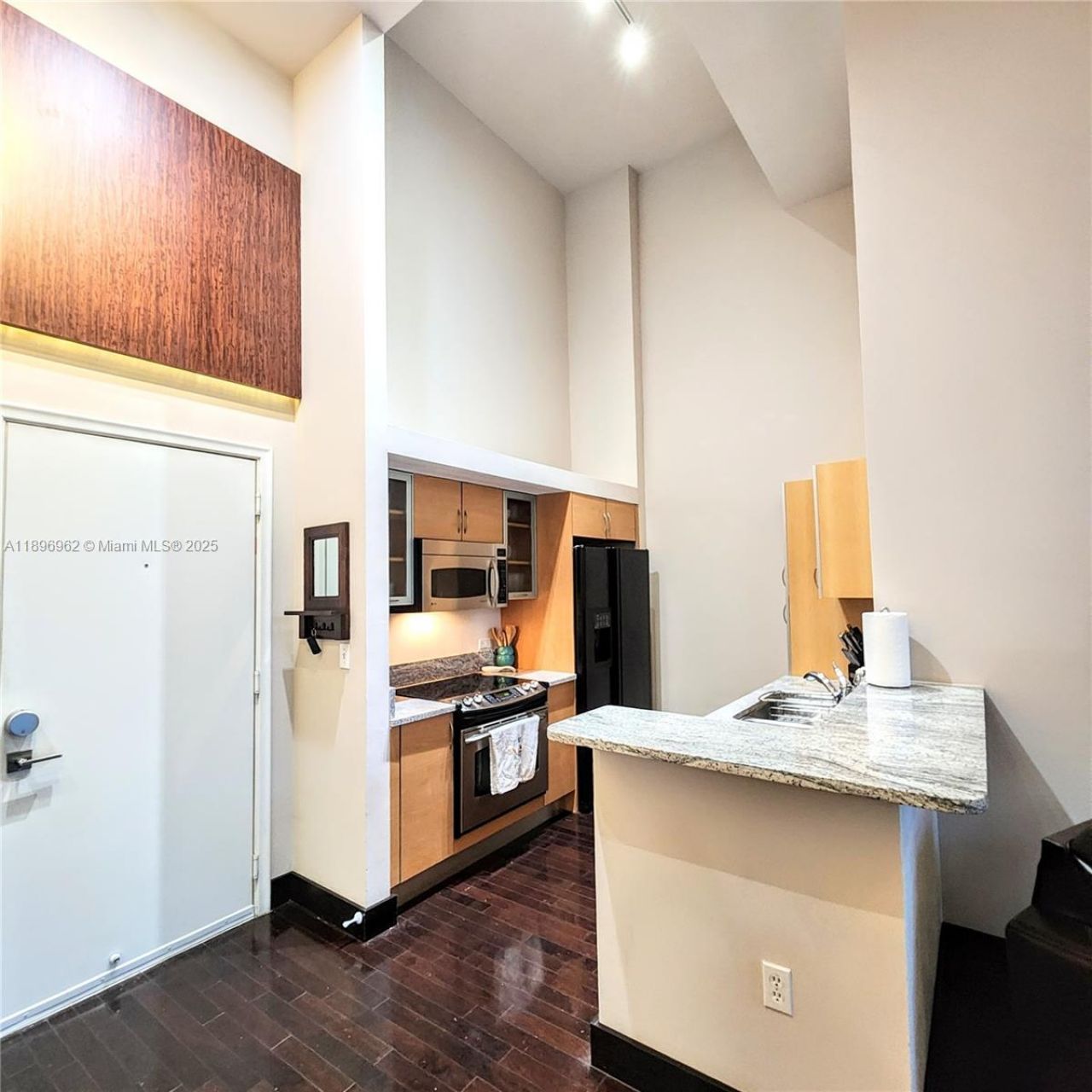 2775 NE 187th St, Unit 120, Aventura, FL 33180 Photo